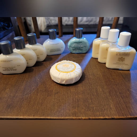 New Gilchrist & Soames lotion and cleansing soap - Picture 1 of 5